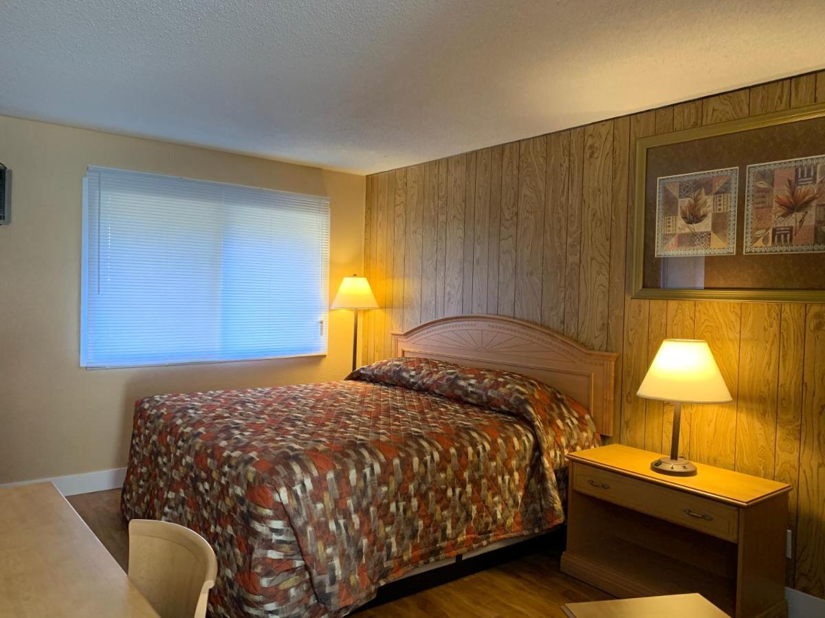 Green View Motel And Rv Park Greenwood Екстер'єр фото