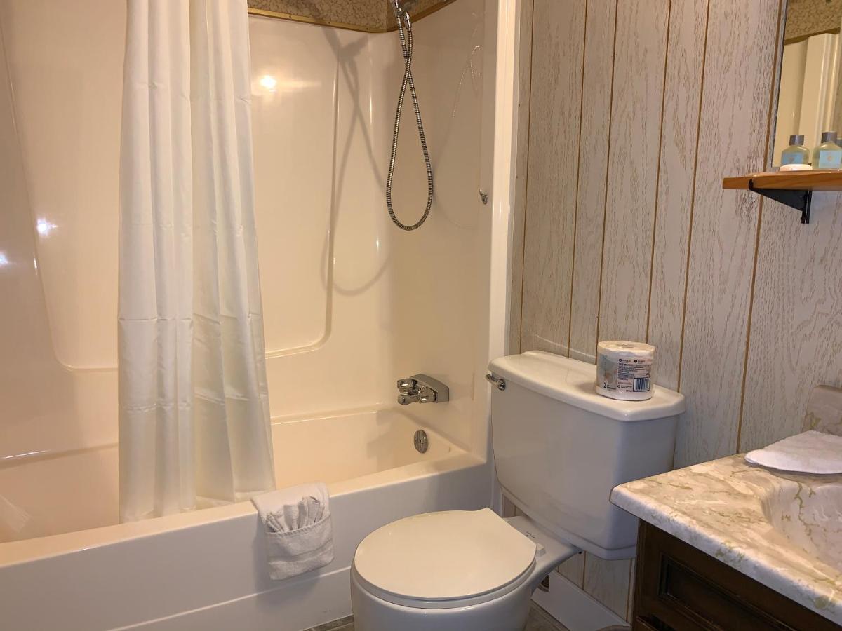 Green View Motel And Rv Park Greenwood Екстер'єр фото